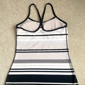 Lululemon Power Y Tank Top Luon Size 4
